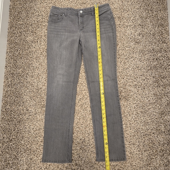 Chico’s So Slimming Mid Rise Straight Jean Gray Size 0.5 (6) Small - Picture 5 of 15